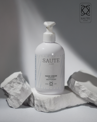 Parfumuotas rankų kremas Saute Nails Aura of Elegance 300ml.