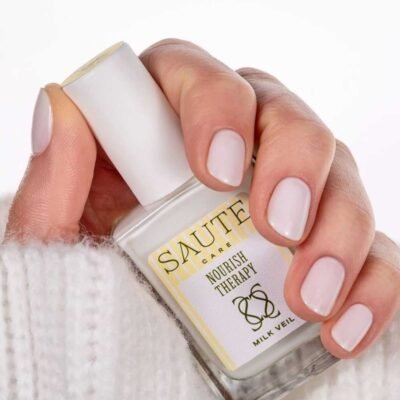 Maitinamasis nagų stipriklis su pieniniu atspalviu Saute Care 15ml