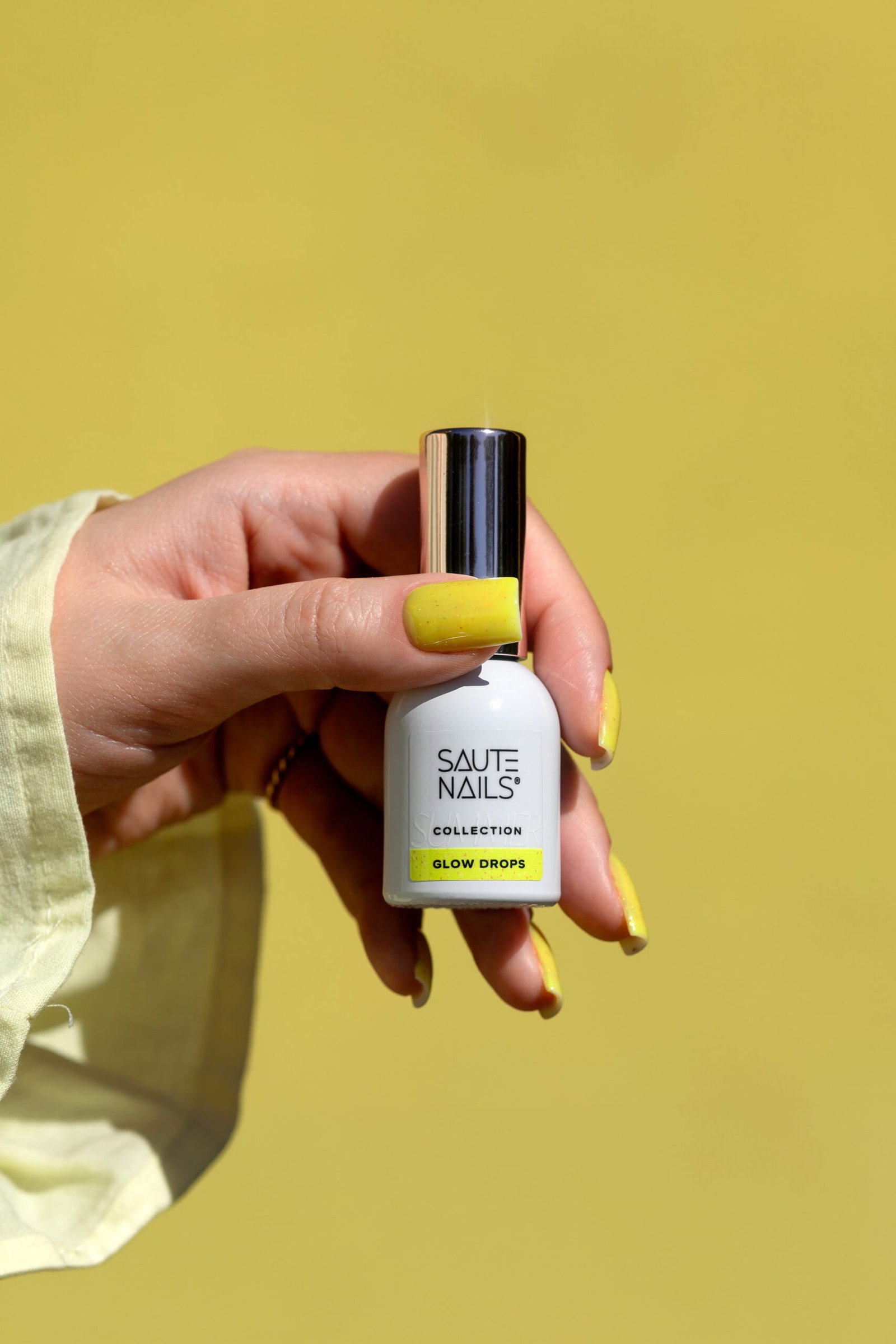 Gelinis lakas Saute Nails 8ml - Glow Drops - Image 4